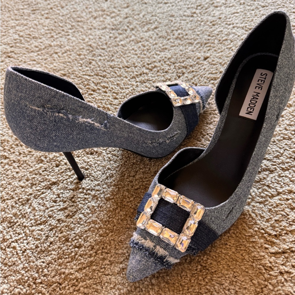 Steve Madden Denim Heels with Crystal Buckle 7.5 shoes